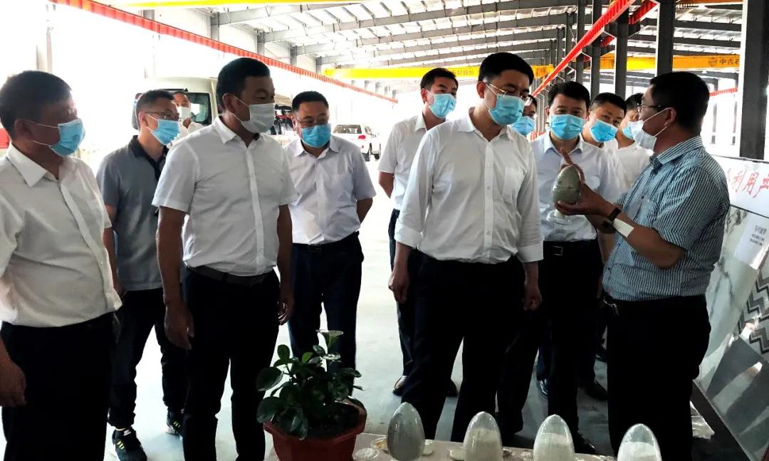 吉林省委常委、省纪委书记、省监委会主任张忠一行莅临中国北部(蛟河)石材循环经济产业园考察调研