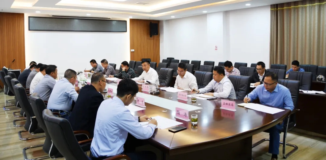 广西贺州市人大常委会主任、党组书记陆海平调研贺州市花岗岩产业发展情况