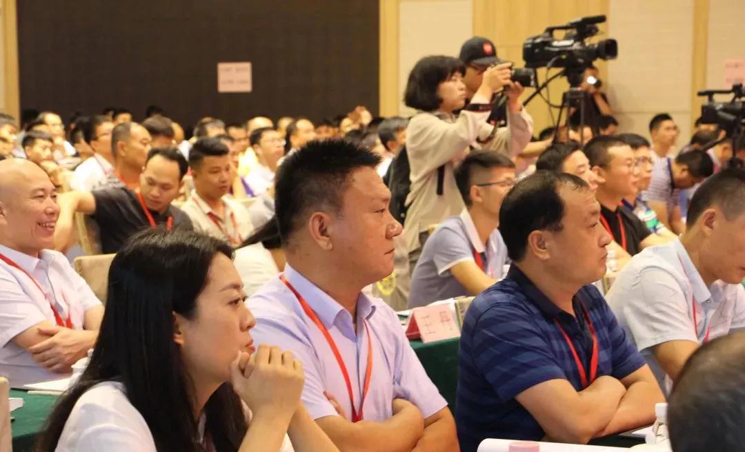 2018中国贺州石材碳酸钙产业技术交流大会开幕