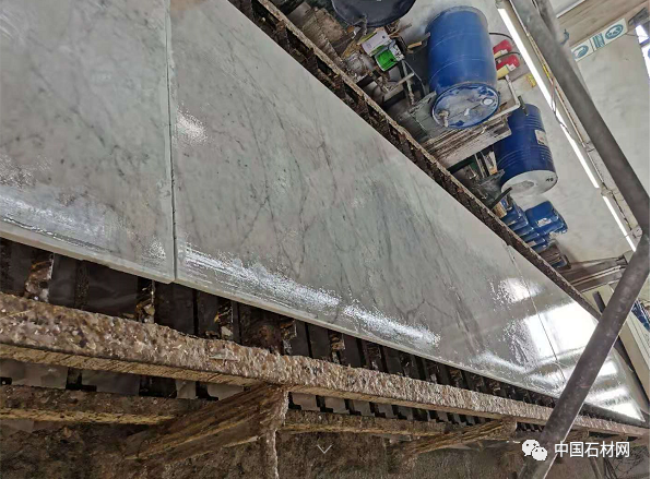 石材企业在使用胶粘剂时，必须注意的安全知识