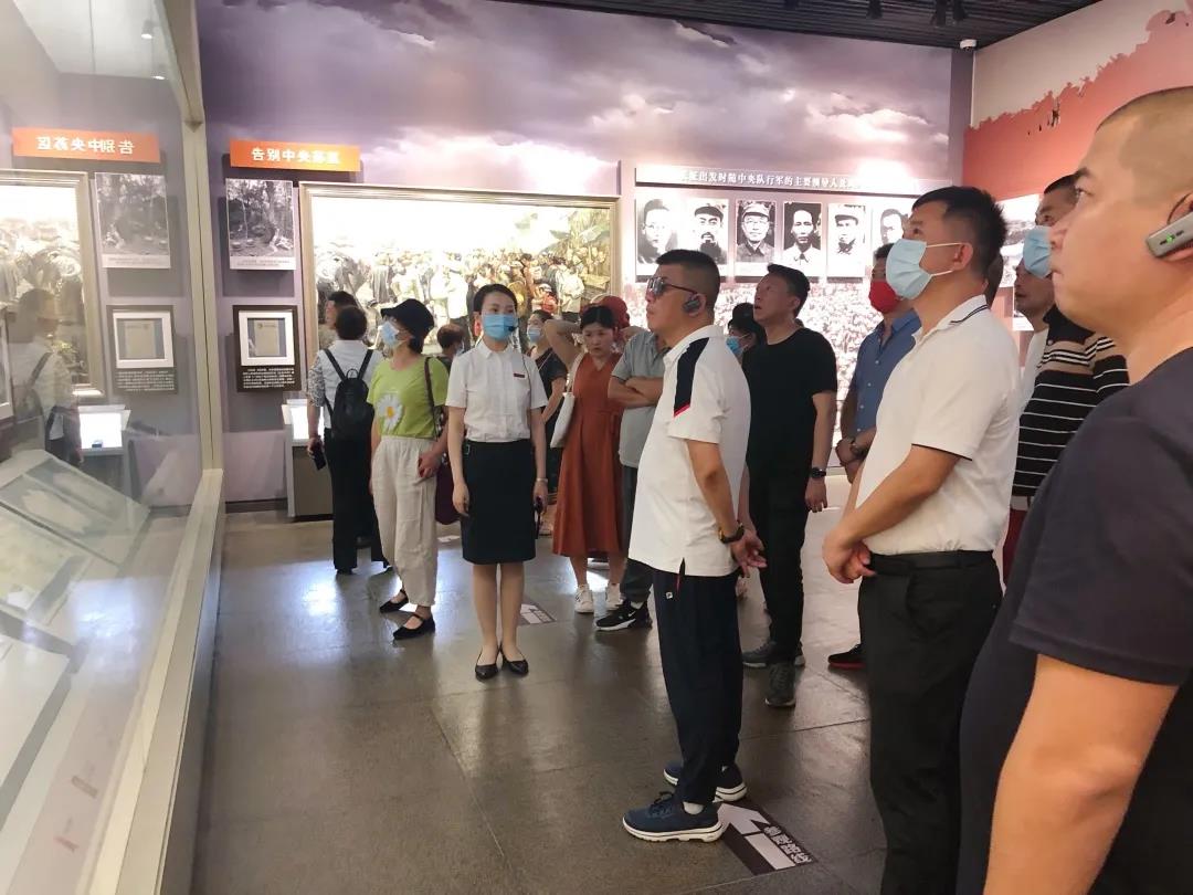 赓续红色精神，南安市石材协会组织开展遵义、重庆学习考察活动