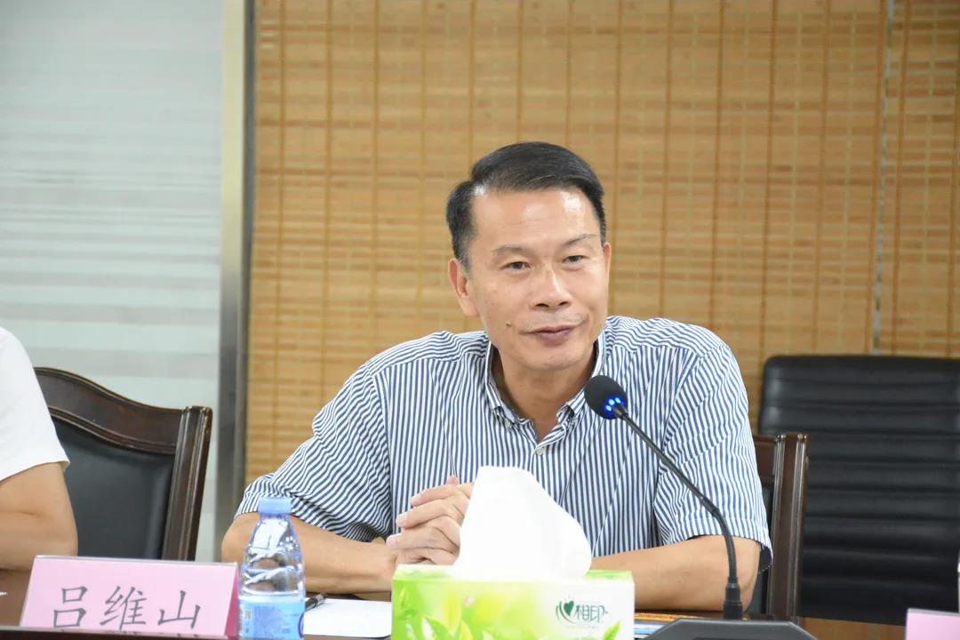 奇台县委副书记、县长刘强一行到访南安市石材协会